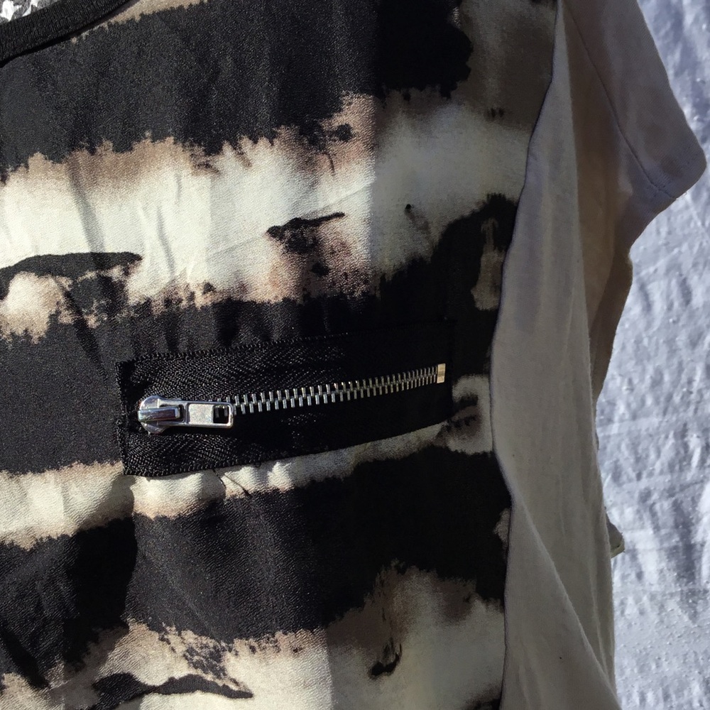 Forever 21 Blouse - Picture 4 of 6